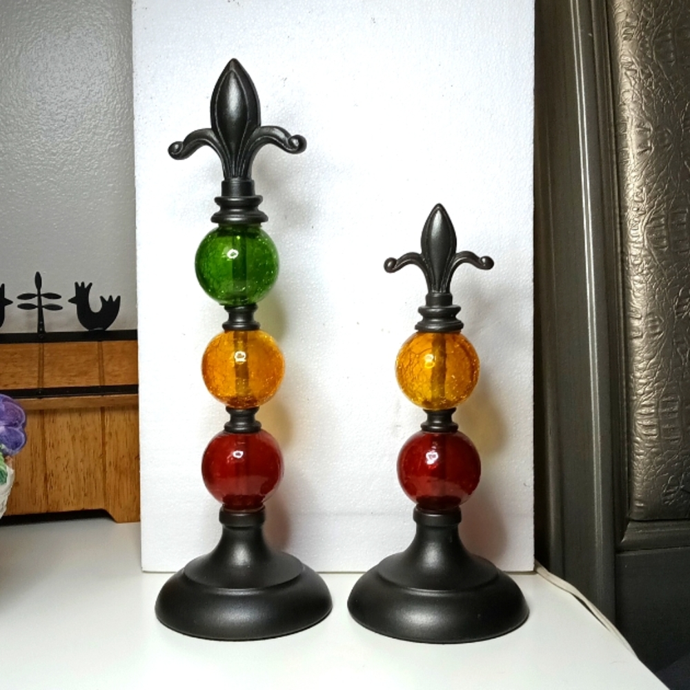 Home accent pieces,  set of 2